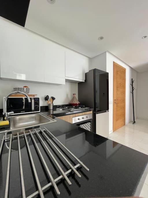 Central Holiday Apartment *
